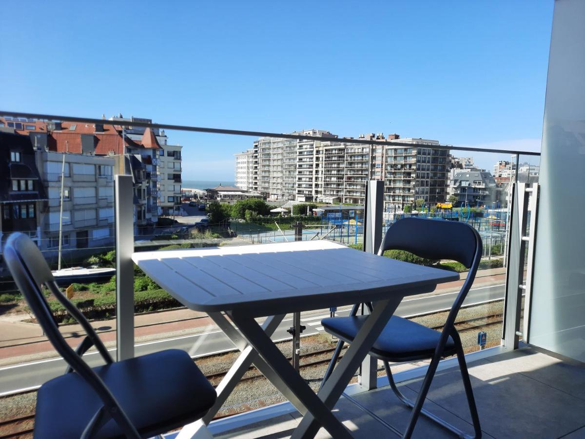 Beachstudio Westende With Sea View 米德尔克尔克 外观 照片