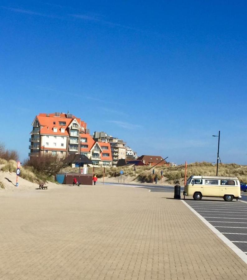 Beachstudio Westende With Sea View 米德尔克尔克 外观 照片